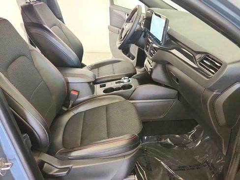 Used 2024 Ford Escape ST-Line w/ Tech Pack #1 AWD/4WD image 28