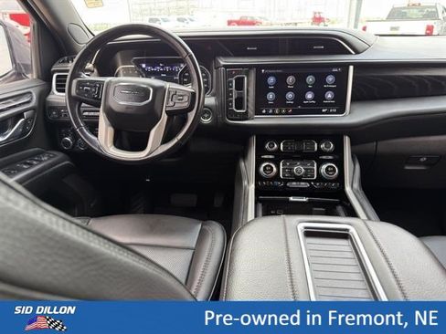 Certified 2021 GMC Yukon XL Denali w/ Advanced Technology Package AWD/4WD image 10