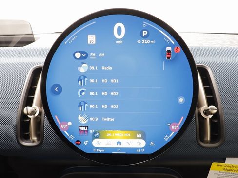 Certified 2025 MINI Cooper Countryman S w/ Comfort Package Max image 9