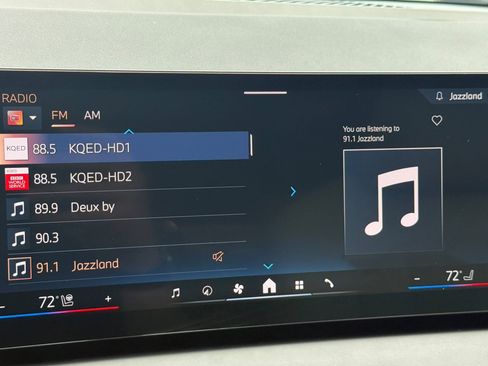 Used 2025 BMW X3 xDrive30i w/ Premium Package image 23