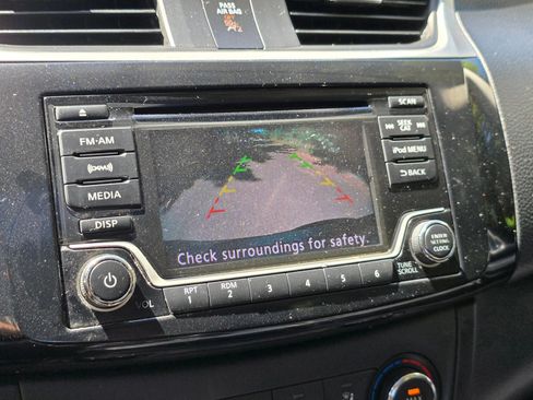Used 2017 Nissan Sentra SV w/ Style Package FWD image 29
