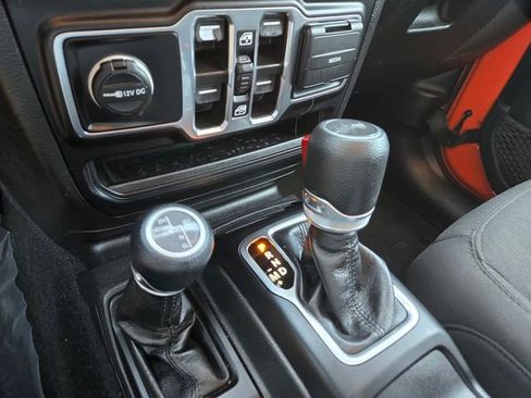 Used 2023 Jeep Wrangler Unlimited w/ Cold Weather Group AWD/4WD image 20