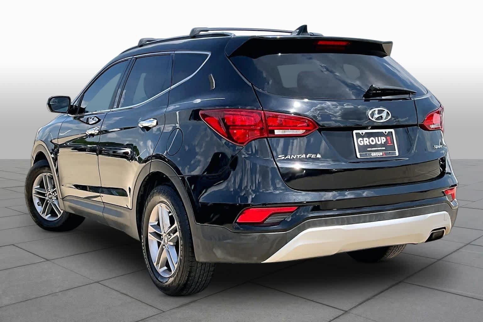 Used 2017 Hyundai Santa Fe Sport FWD image 11