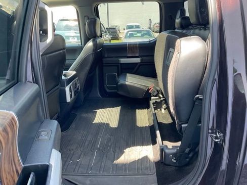 Used 2018 Ford F150 Lariat w/ Equipment Group 502A Luxury AWD/4WD image 28