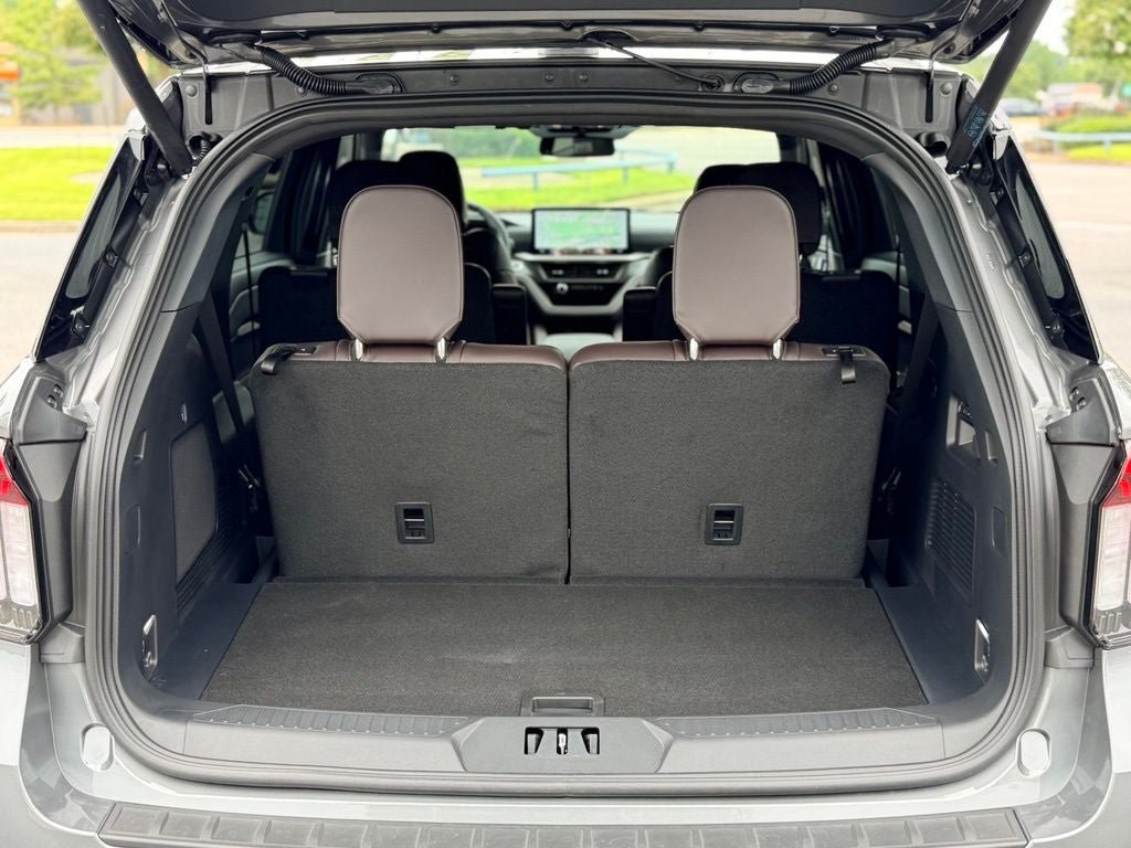 New 2026 Ford Explorer Platinum RWD image 27