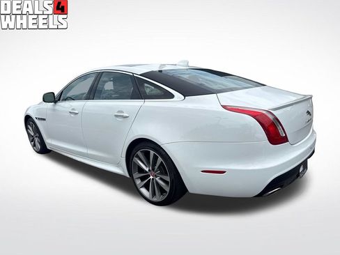 Used 2019 Jaguar XJ R-Sport AWD/4WD image 3