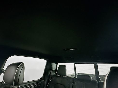 Used 2023 RAM 1500 Limited w/ Night Edition image 21