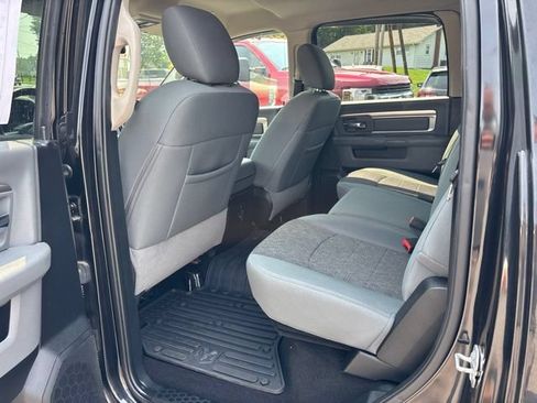 Used 2018 RAM 1500 Big Horn AWD/4WD image 11