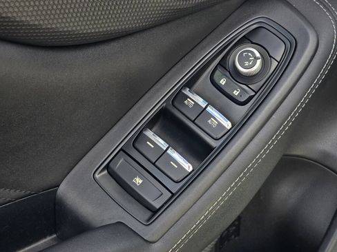 Used 2019 Subaru Forester Limited AWD/4WD image 21