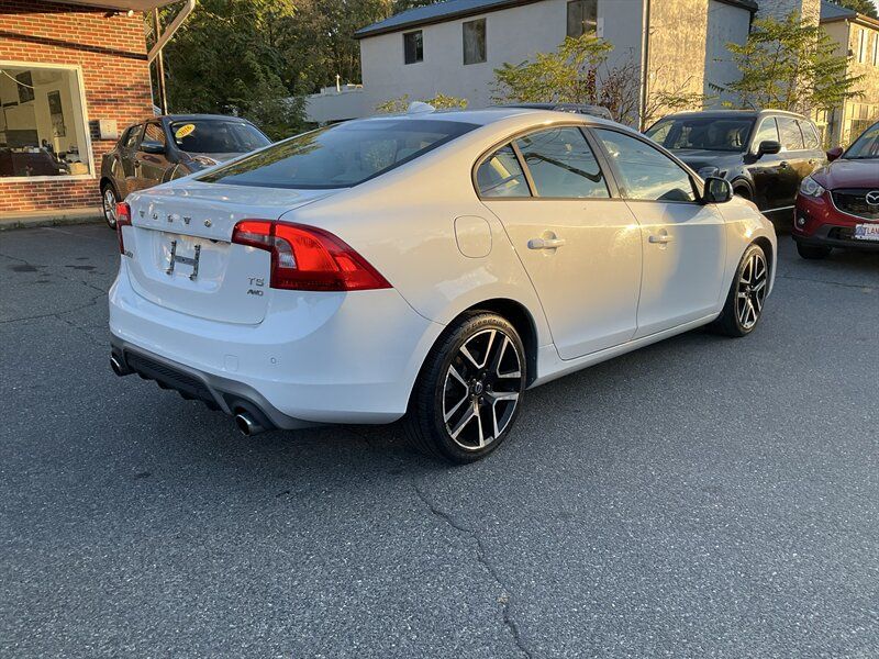 Used 2017 Volvo S60 T5 Dynamic w/ Vision Package AWD/4WD image 5