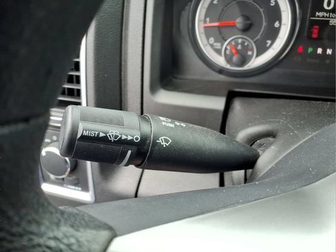 Used 2024 RAM 1500 Classic SLT AWD/4WD image 15