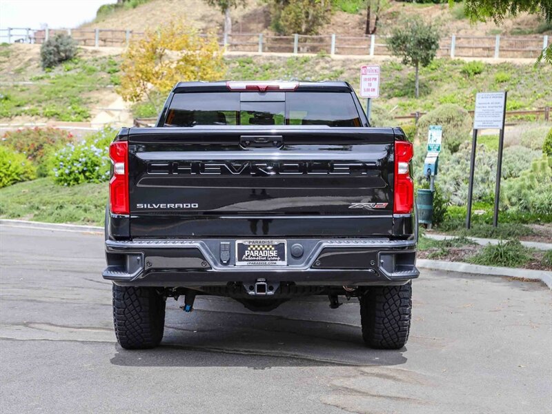 Used 2025 Chevrolet Silverado 1500 ZR2 AWD/4WD image 4