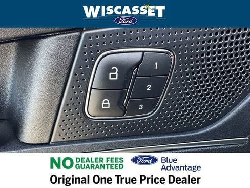 Certified 2022 Ford Edge Titanium AWD/4WD image 25