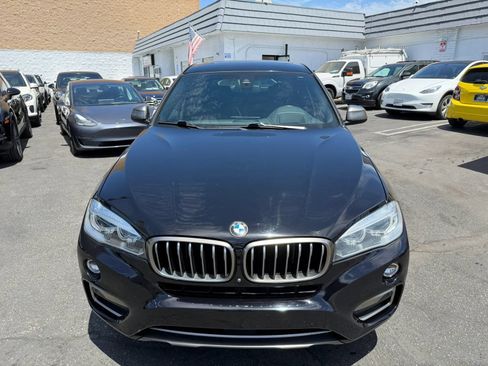 Used 2019 BMW X6 sDrive35i w/ Premium Package RWD image 9
