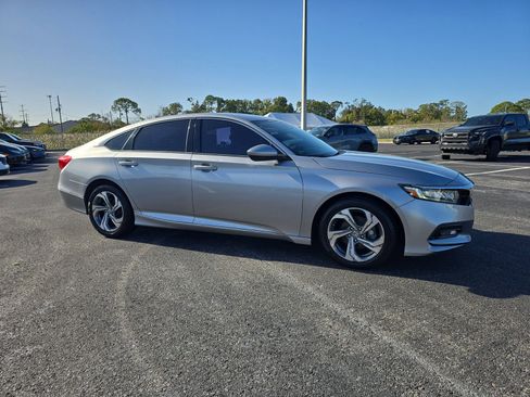 Used 2019 Honda Accord EX image 2