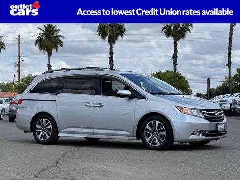 Used 2014 Honda Odyssey Touring image 1