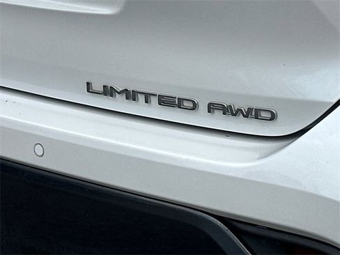 Used 2023 Toyota Highlander Limited image 5