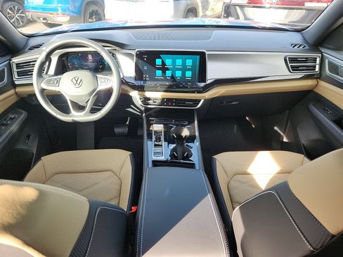 New 2026 Volkswagen Atlas Cross Sport SE image 11