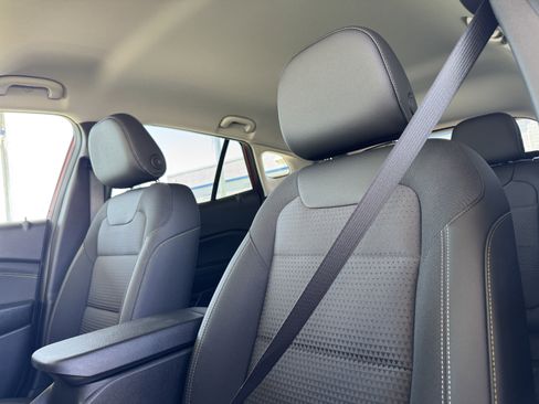 New 2025 Chevrolet Trax LT w/ LT Convenience Package image 12