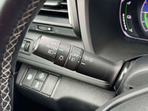 Used 2020 Honda Insight Touring image 24