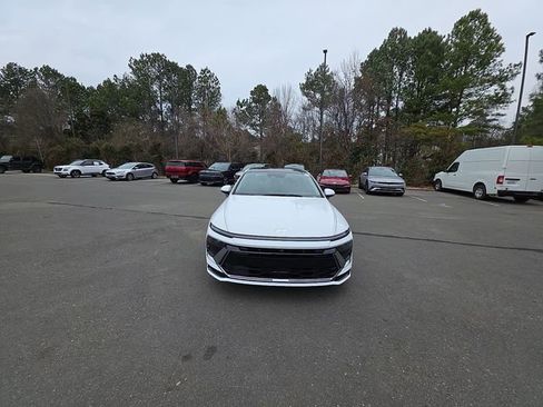 New 2026 Hyundai Sonata Limited FWD image 11