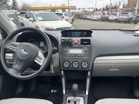 Used 2014 Subaru Forester 2.5i Premium w/ All-Weather Package image 6