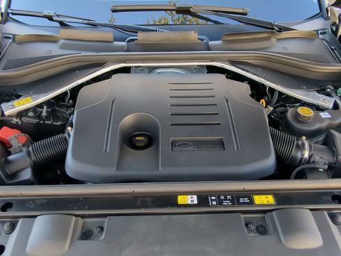 Used 2023 Land Rover Range Rover Sport SE Dynamic image 14