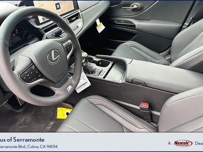 New 2024 Lexus ES 350 F Sport w/ Accessory Package (Z1)