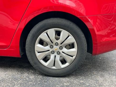 Used 2016 Chevrolet Cruze LS image 14