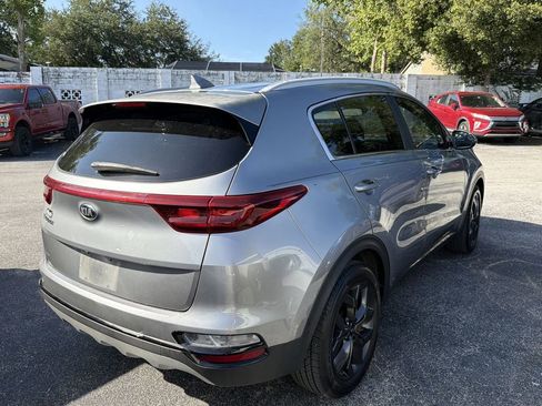 Used 2021 Kia Sportage S FWD image 9