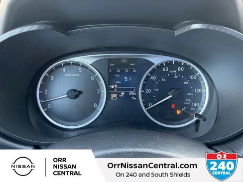 Used 2025 Nissan Versa S w/ Trunk Package FWD image 21