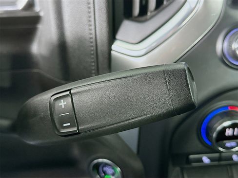 Used 2020 Chevrolet Silverado 1500 LTZ image 17