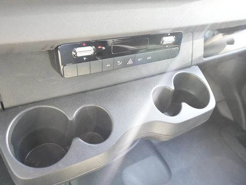 Used 2023 Mercedes-Benz Sprinter 2500 image 20