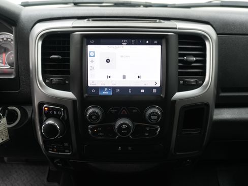 Used 2023 RAM 1500 Classic SLT w/ Electronics Group AWD/4WD image 17