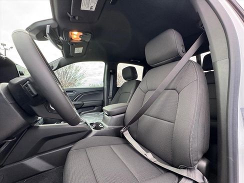 New 2026 Chevrolet Colorado LT image 12