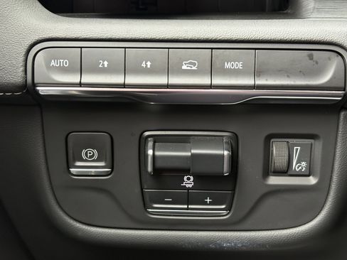 Used 2023 Cadillac Escalade Sport image 33