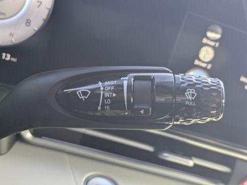 New 2026 Hyundai Elantra Limited FWD image 30