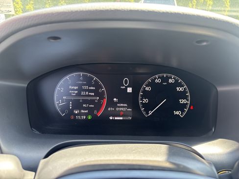 Used 2025 Honda HR-V Sport image 21