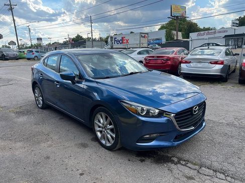 Used 2017 MAZDA MAZDA3 Touring image 7