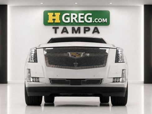 Used 2020 Cadillac Escalade Premium Luxury RWD image 7