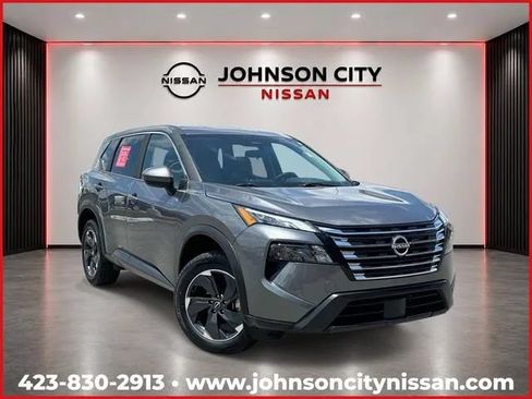 Used 2025 Nissan Rogue SV AWD/4WD image 1
