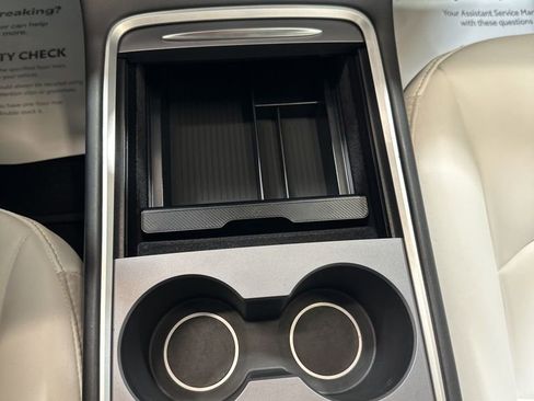 Used 2022 Tesla Model 3 Long Range image 31