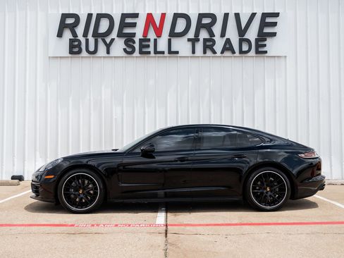 Used 2023 Porsche Panamera 4 Platinum Edition AWD/4WD image 3