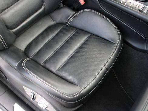 Used 2018 Porsche Macan GTS AWD/4WD image 14