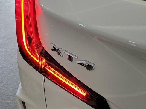Certified 2024 Cadillac XT4 Premium Luxury FWD image 7