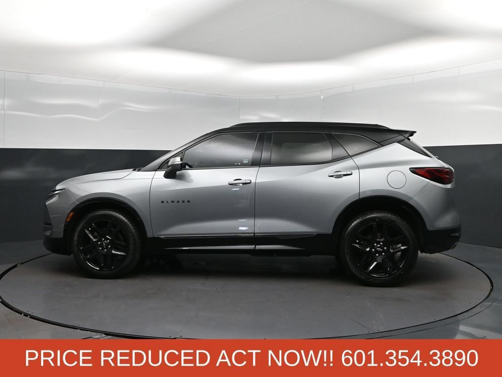 Used 2024 Chevrolet Blazer RS w/ Driver Confidence II Package FWD image 4
