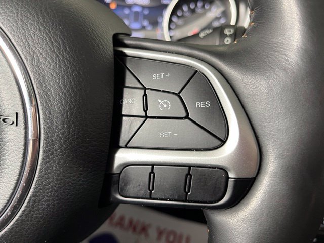Used 2018 Jeep Compass Limited w/ Navigation Group AWD/4WD image 17