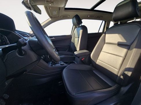 Used 2020 Volkswagen Tiguan SEL image 6
