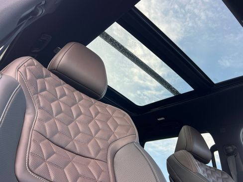 New 2026 Nissan Armada Platinum image 20