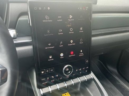 Used 2026 GMC Terrain AT4 w/ Convenience Package III AWD/4WD image 13